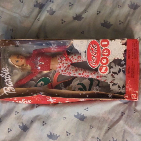 Coca Cola Noel Barbie Original Coca Cola Christmas Barbie - Picture 6 of 16